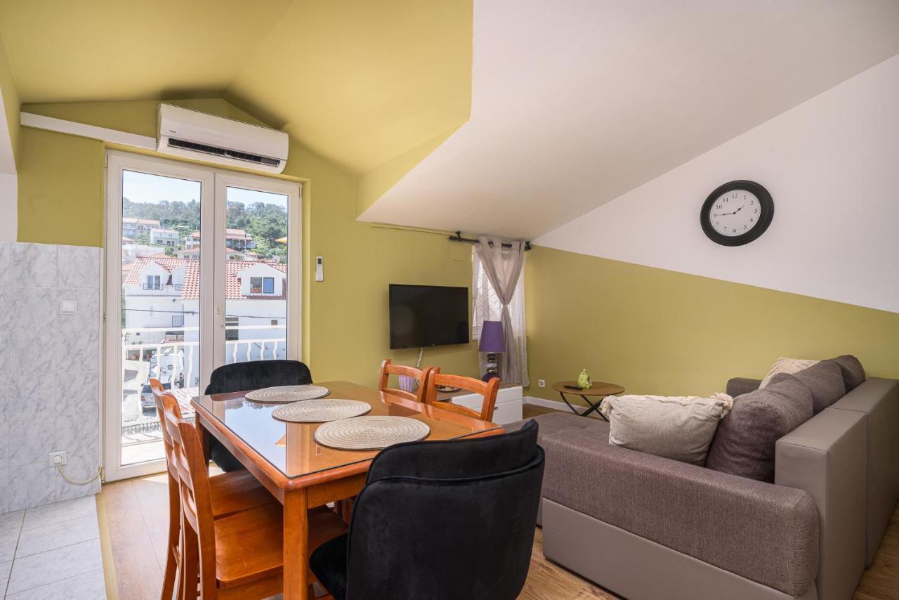 Vikeli Apartment โตรกีร์ ภายนอก รูปภาพ